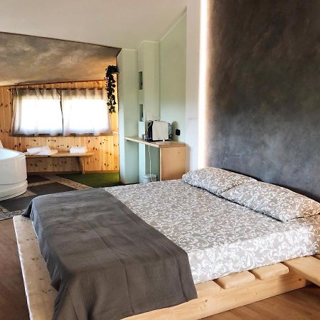 Rent Room Wood Анґуїллара-Сабація Екстер'єр фото
