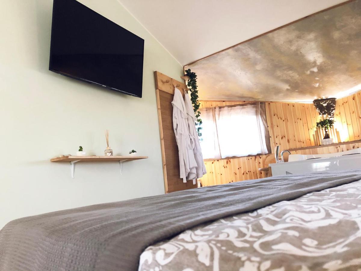 Rent Room Wood Анґуїллара-Сабація Екстер'єр фото